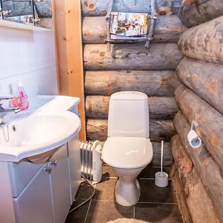 Semesterbostad Rukanhippu By Interhome